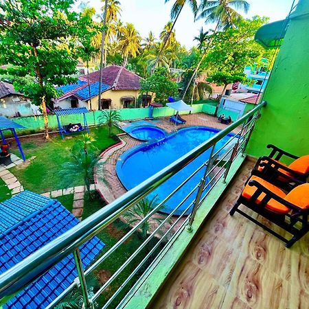 Summer Beach Resort, Goa - #Near Baga Beach #Swimming Pool #Garden #Bar #Lift #Premium Rooms #Property Of The Year #70565-84665 卡兰古特 外观 照片