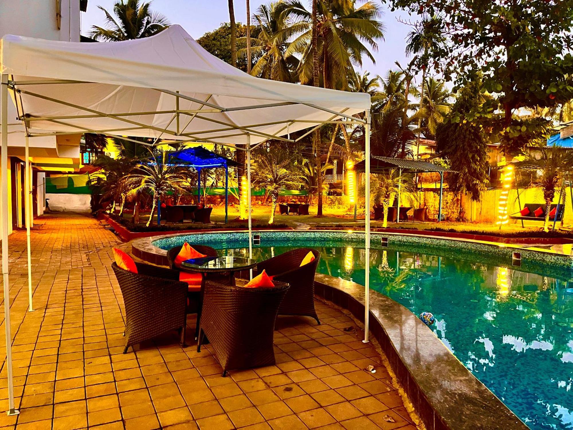 Summer Beach Resort, Goa - #Near Baga Beach #Swimming Pool #Garden #Bar #Lift #Premium Rooms #Property Of The Year #70565-84665 卡兰古特 外观 照片