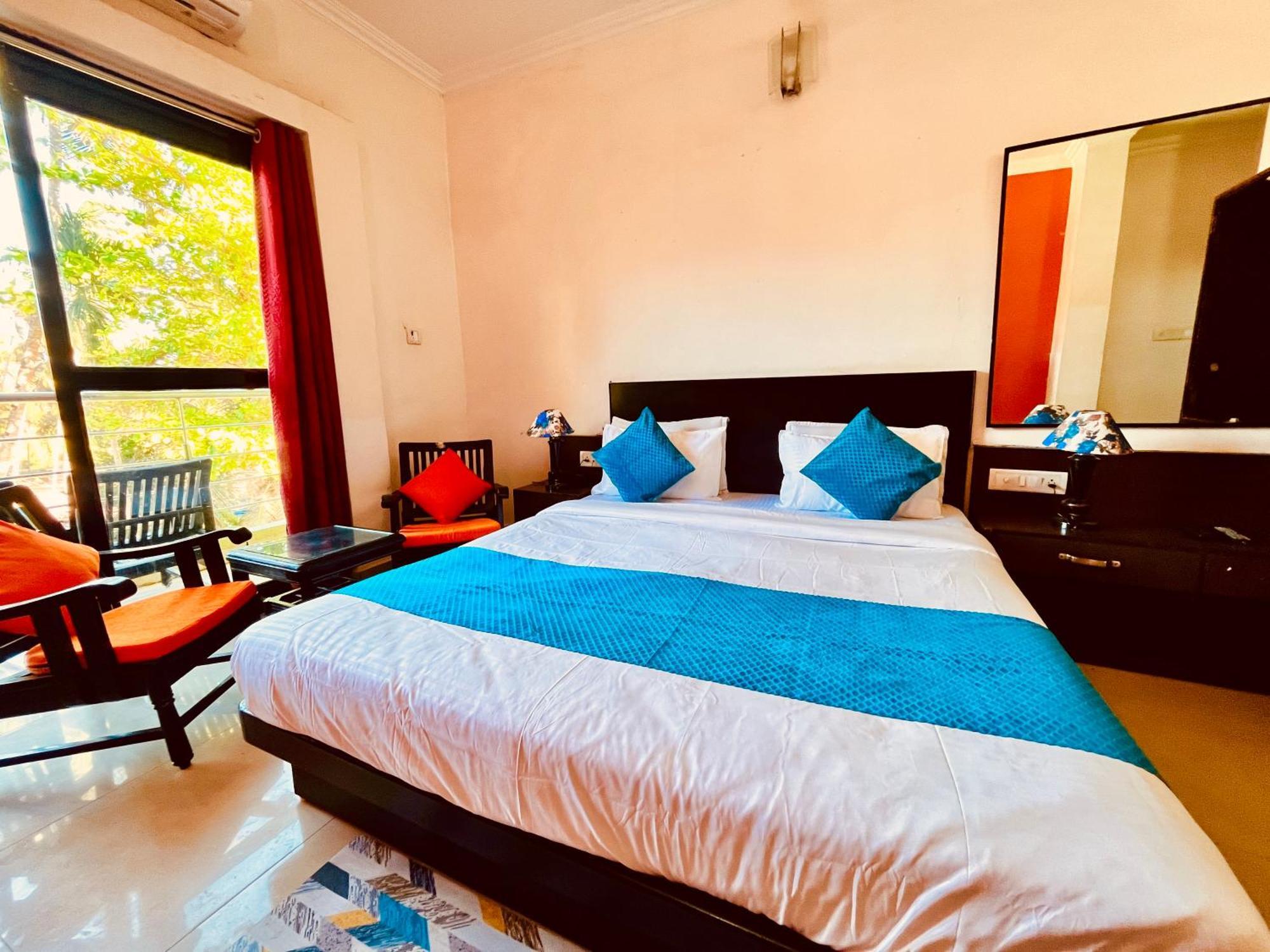 Summer Beach Resort, Goa - #Near Baga Beach #Swimming Pool #Garden #Bar #Lift #Premium Rooms #Property Of The Year #70565-84665 卡兰古特 外观 照片