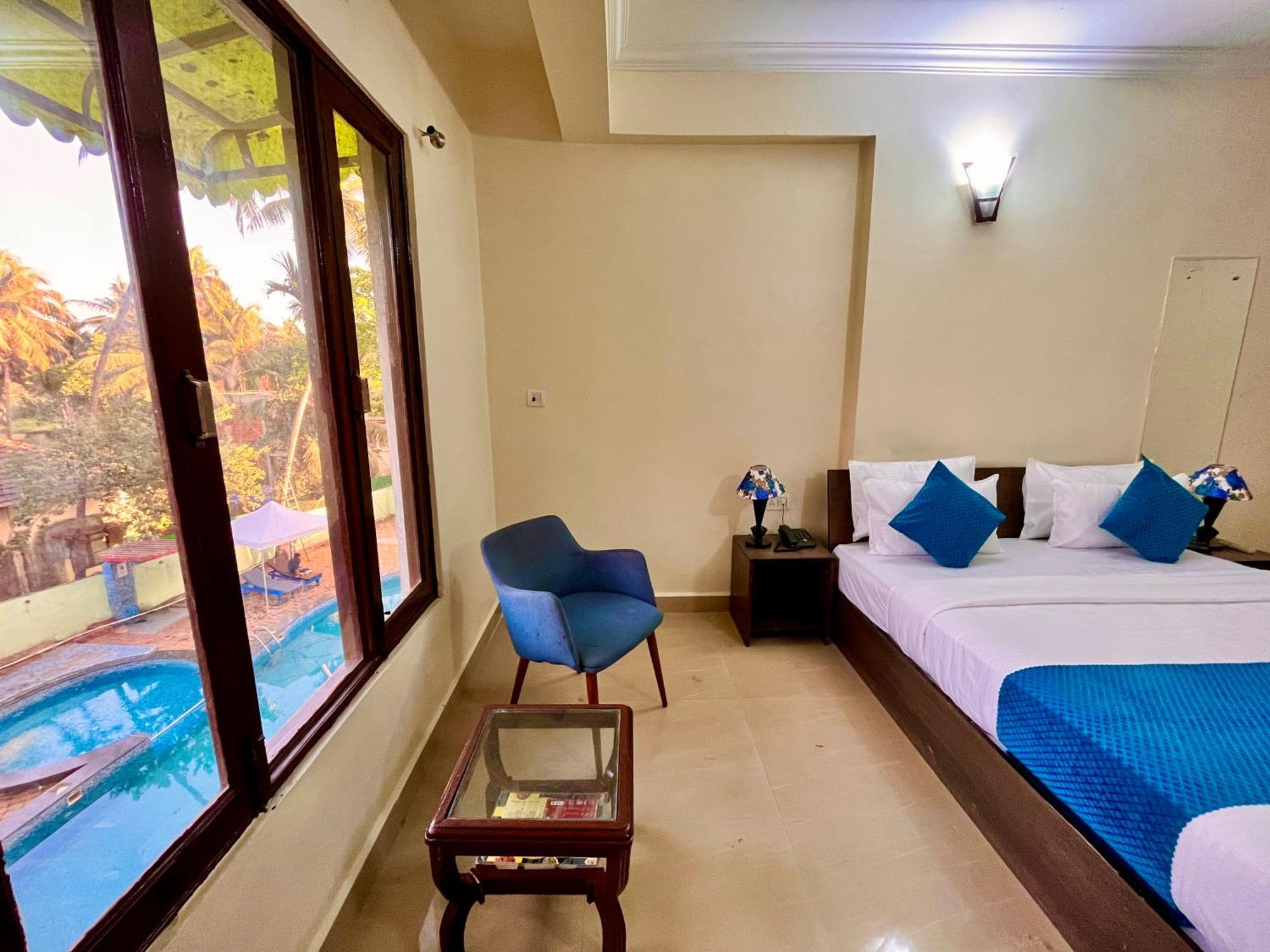 Summer Beach Resort, Goa - #Near Baga Beach #Swimming Pool #Garden #Bar #Lift #Premium Rooms #Property Of The Year #70565-84665 卡兰古特 外观 照片