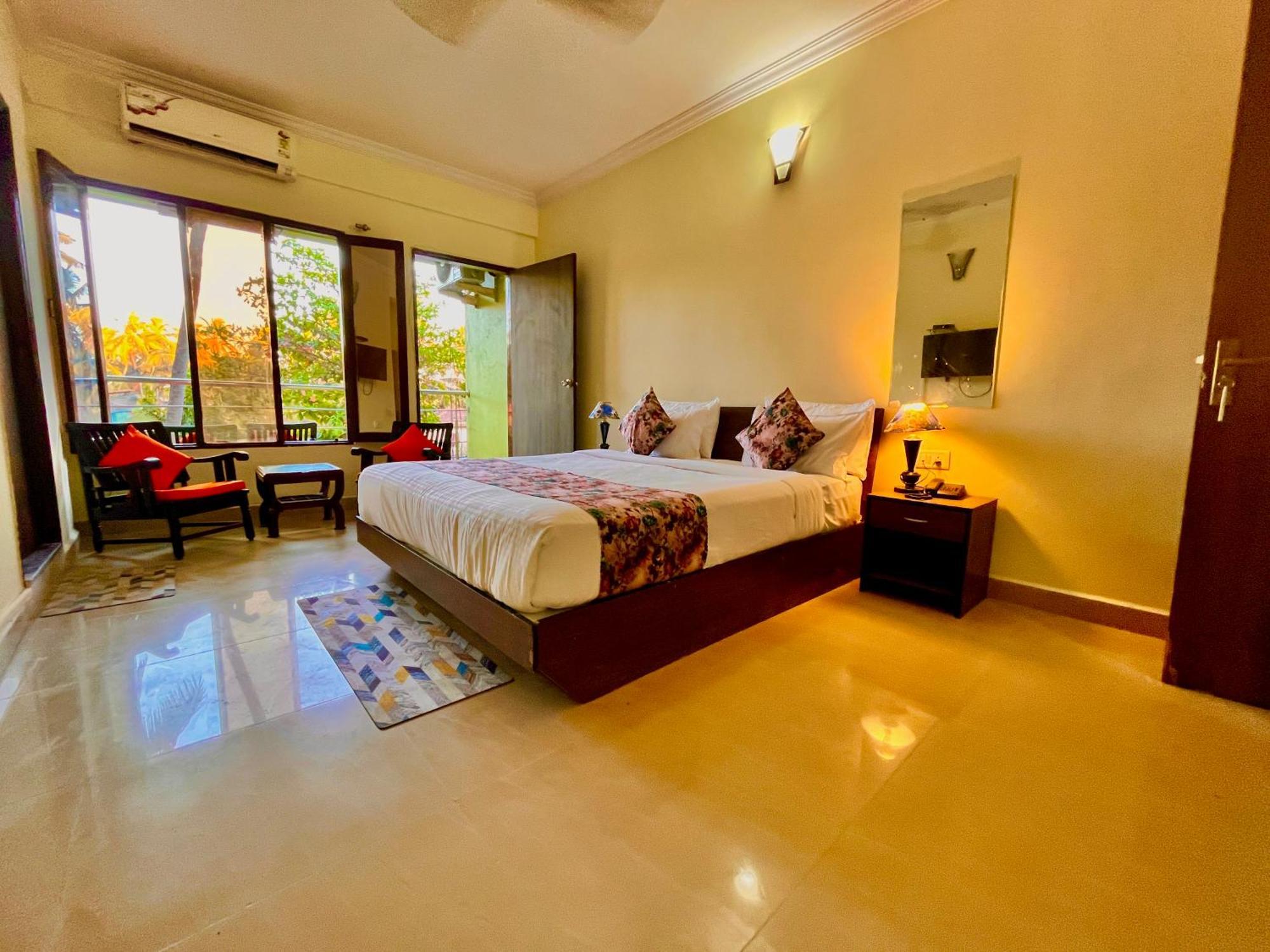 Summer Beach Resort, Goa - #Near Baga Beach #Swimming Pool #Garden #Bar #Lift #Premium Rooms #Property Of The Year #70565-84665 卡兰古特 外观 照片