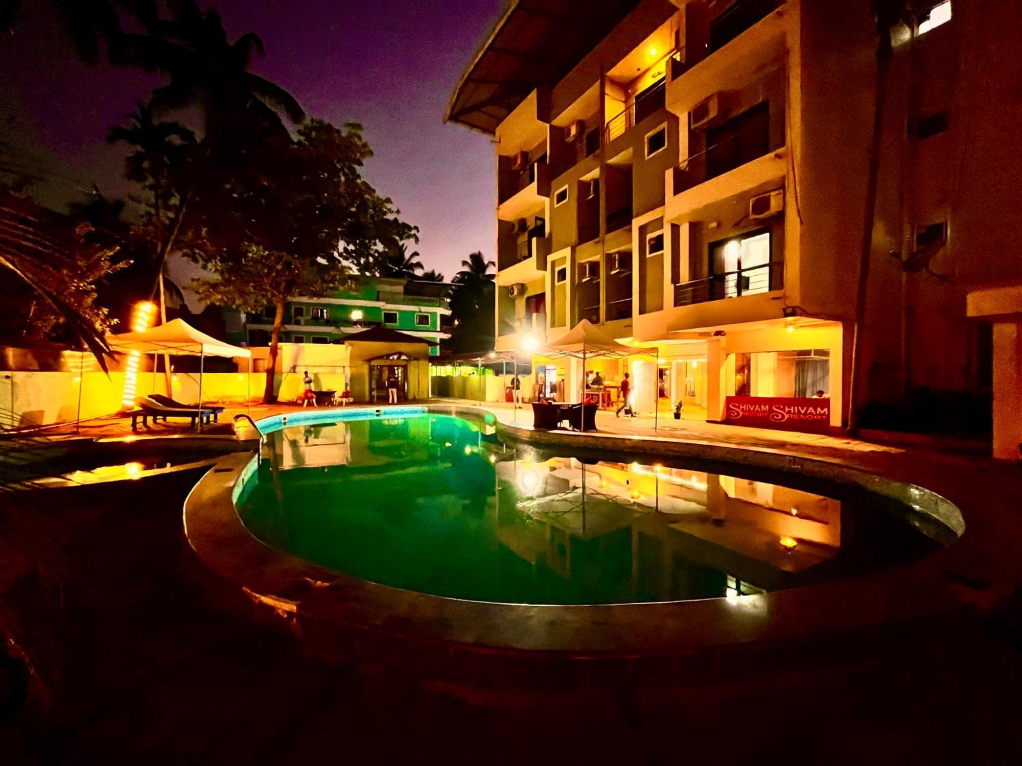 Summer Beach Resort, Goa - #Near Baga Beach #Swimming Pool #Garden #Bar #Lift #Premium Rooms #Property Of The Year #70565-84665 卡兰古特 外观 照片