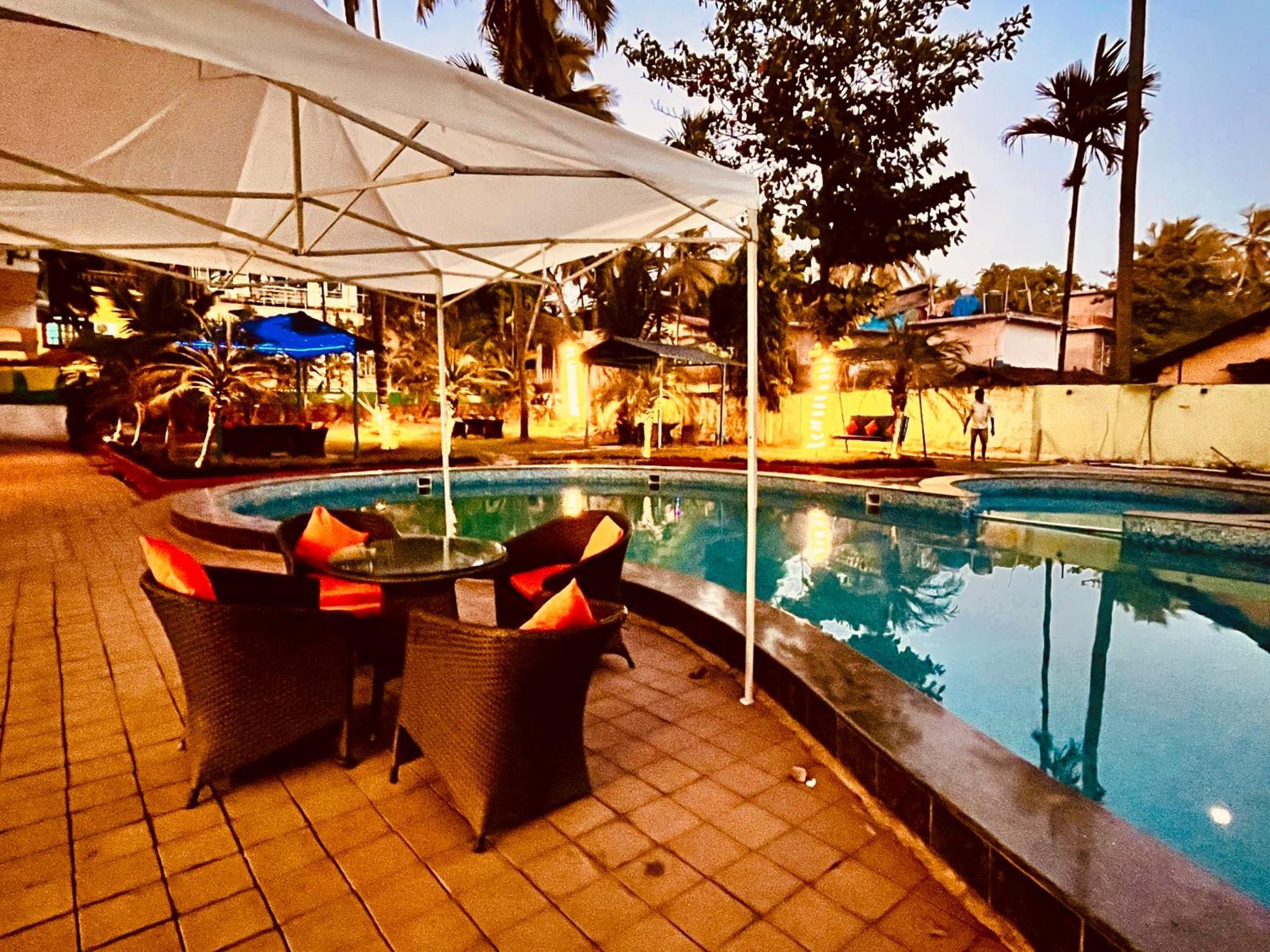 Summer Beach Resort, Goa - #Near Baga Beach #Swimming Pool #Garden #Bar #Lift #Premium Rooms #Property Of The Year #70565-84665 卡兰古特 外观 照片