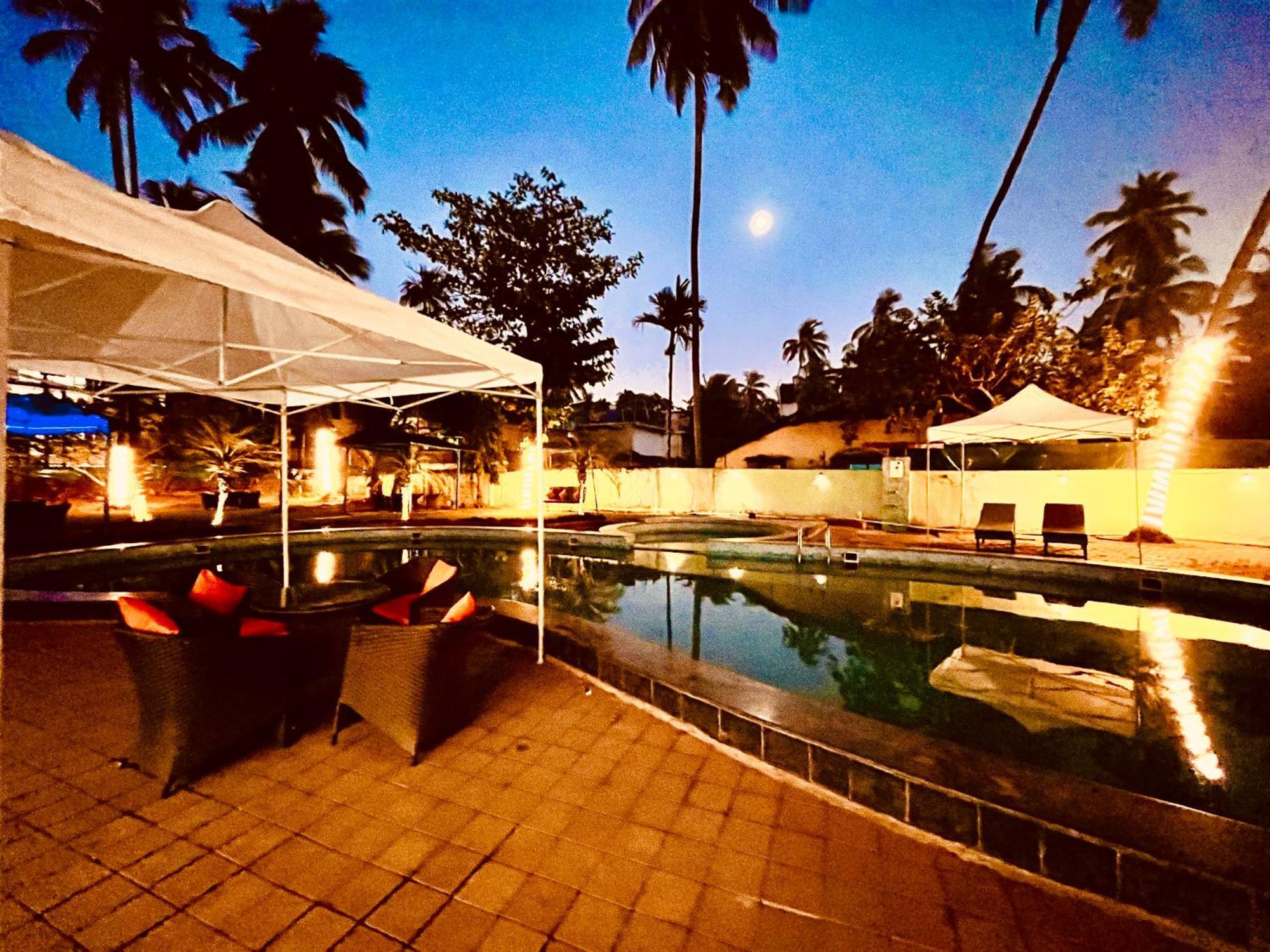 Summer Beach Resort, Goa - #Near Baga Beach #Swimming Pool #Garden #Bar #Lift #Premium Rooms #Property Of The Year #70565-84665 卡兰古特 外观 照片